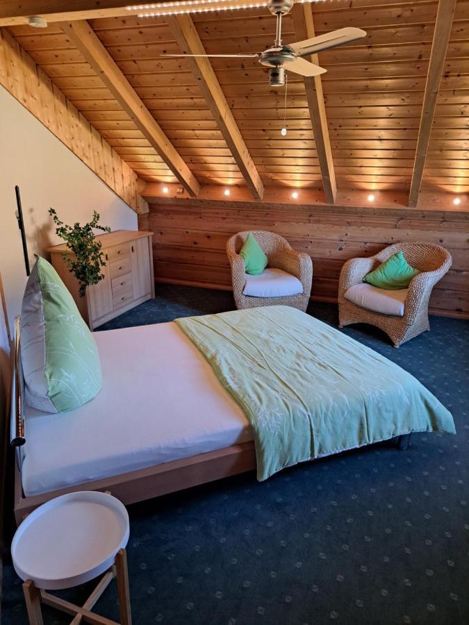 Steewer Landhaus Gemuetliche Ferienwohnung Bis 6 Pers In Ruhiger Ortsrandlage Stebach Екстер'єр фото