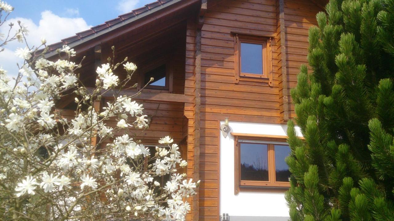 Steewer Landhaus Gemuetliche Ferienwohnung Bis 6 Pers In Ruhiger Ortsrandlage Stebach Екстер'єр фото